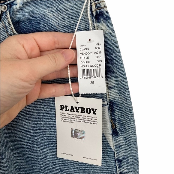 PACSUN X PLAYBOY Bunny Print 90s Boyfriend Jeans - Picture 8 of 11